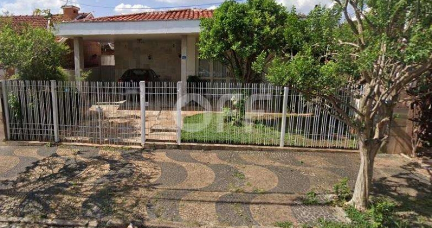Casa comercial à venda na Dom Manuel, 145, Taquaral, Campinas