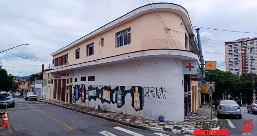PRÉDIO COMERCIAL COM 252M² DE ESQUINA