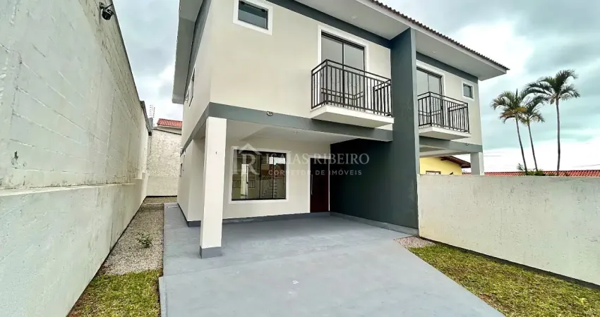 Sobrado amplo com 3 quartos 3 banheiros 2 vagas no ipiranga, são josé