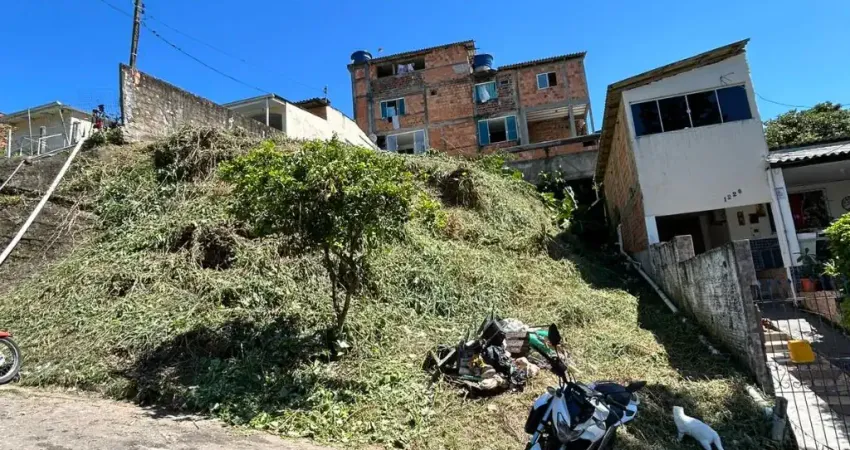 Terreno à venda na Rua Panamá, 1195, Nações, Balneário Camboriú
