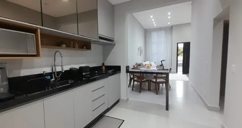 Belíssima casa térrea no residencial mantova - indaiatuba/sp