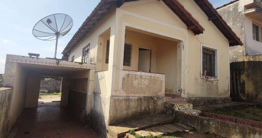 Casa com 3 dormitórios à venda por R$ 250.000,00 - Vila Operária - Bom Jesus dos Perdões/SP