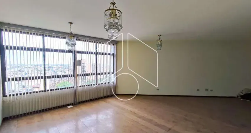 Apartamento com 3 quartos para alugar na Rua Quatro de Abril, 1105, Centro, Marília