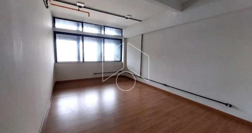 Sala comercial para alugar na Avenida Sampaio Vidal, 6157, Centro, Marília