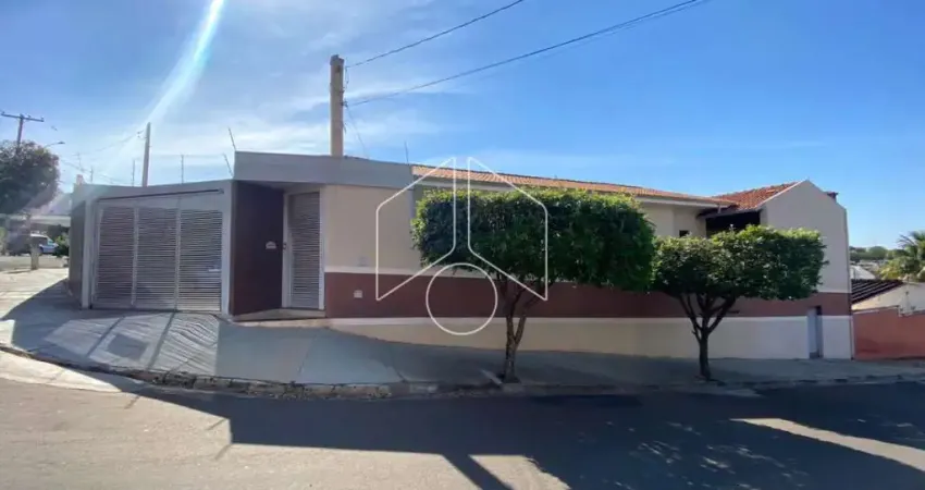 Casa com 3 quartos para alugar na Rua dos Bagres, 4107, Jardim Marajá, Marília