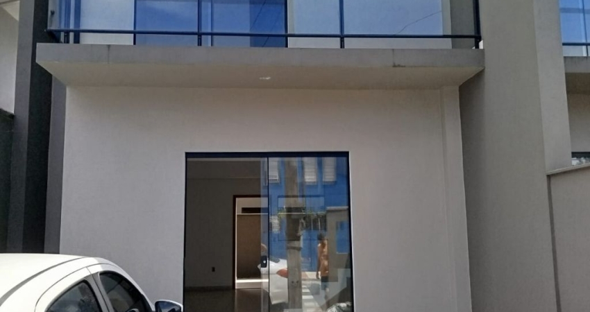 excelente geminado com uma suite e dois dormitorio proximo a varios comercio no boa vista