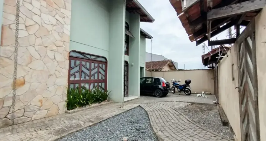 oportunidade no guanabara  lindo gemino em uma localizacao priviligiada do bairro