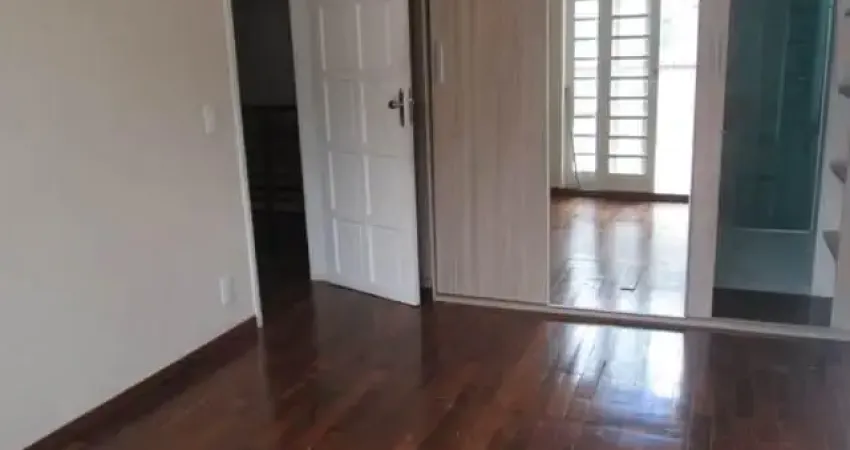 Vila Nova Mauá - Mauá - Casa com 100m com 3 quarto sendo 1 suite, 2 vagas