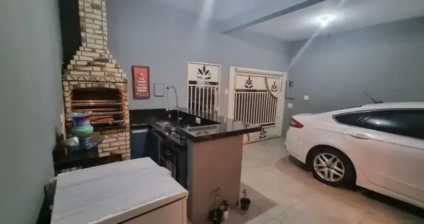 Casa com 3 Quartos e 2 banheiro à Venda, 133m²Itaquaquecetuba, São Paulo