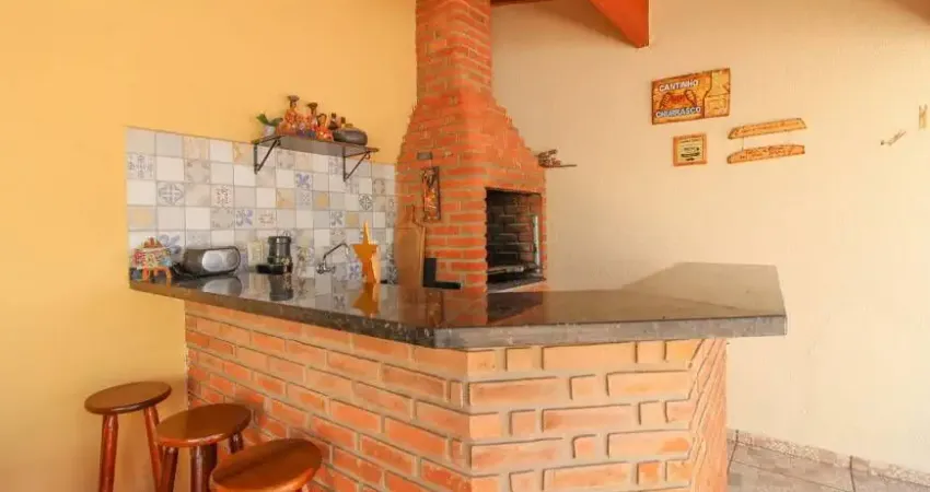Casa com 3 Quartos e 2 banheiro à Venda, 130m²Vila Madalena - São Paulo,