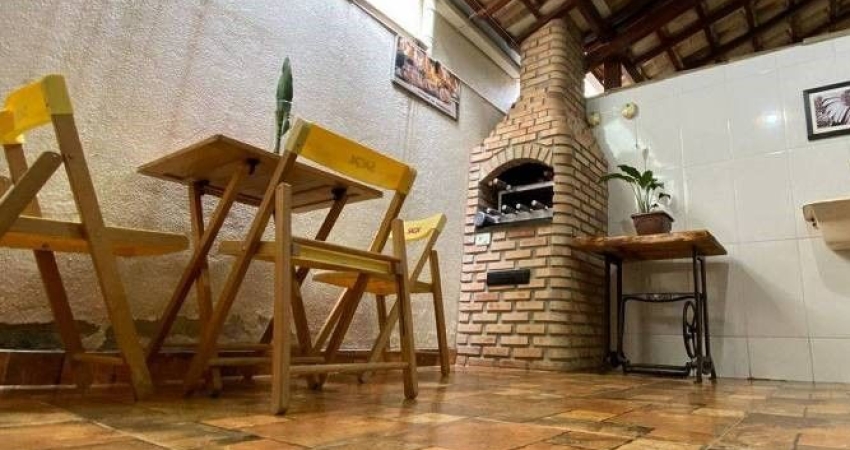 Casa com 3 quartos sendo 2 suites, 1 vaga - Vila Paranaguá - São Paulo