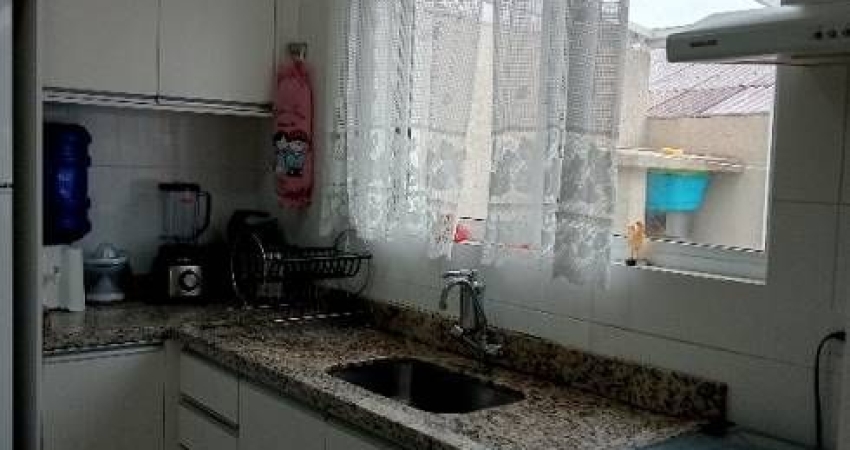 Linda casa com 3 quartos sendo 1 suite, 2 vagas - Cidade São Mateus - São Paulo