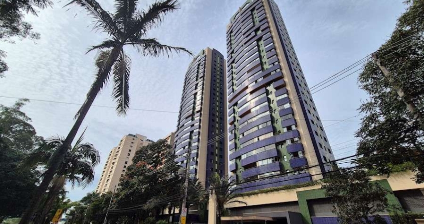 Apartamento com 4 quartos para alugar no Alphaville, Barueri 