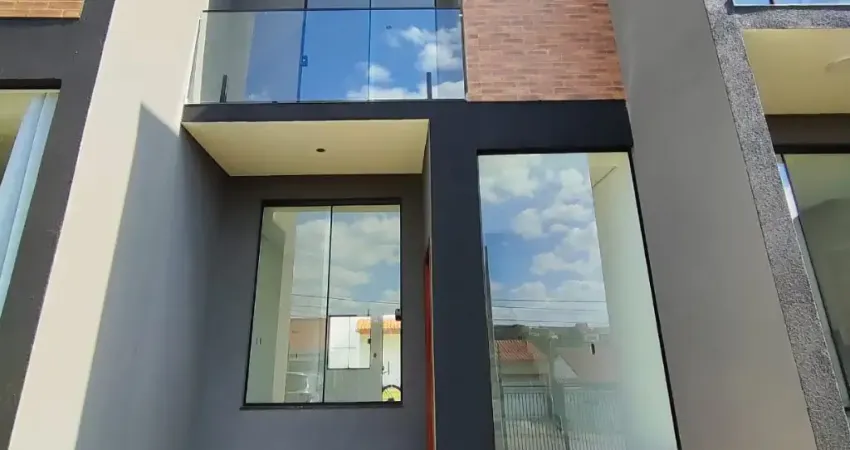 Sobrado com 2 Suítes, 2 Vagas e Quintal - Jardim Simus - Sorocaba