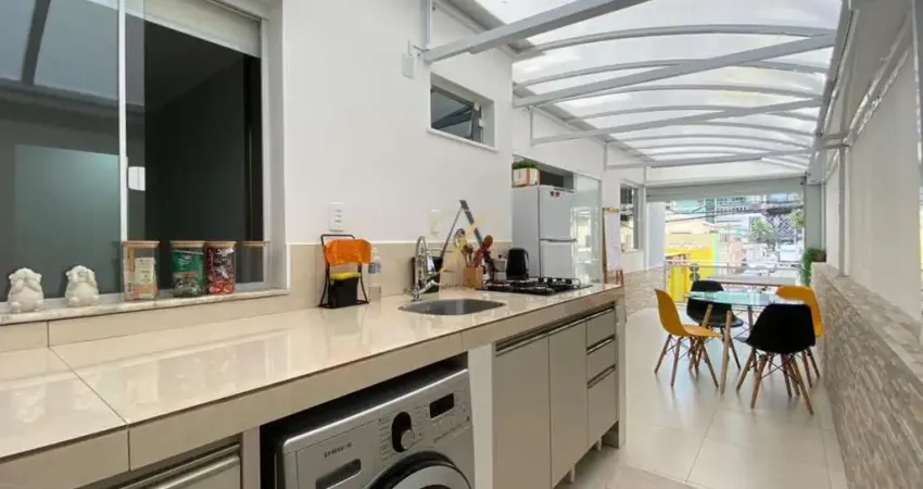 Apartamento mobiliado no centro de Balneário Camboriú