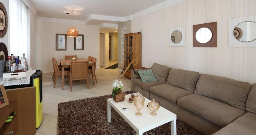 Apartamento em prédio frente mar em Balneário Camboriú