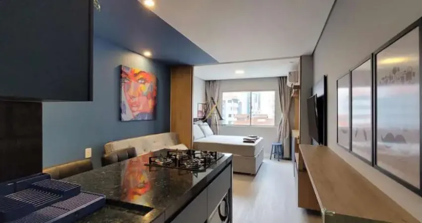 Studio mobiliado, reformado e equipado no centro de balneário camboriú