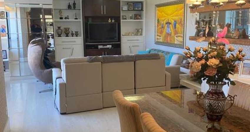 Apartamento com 3 quartos para alugar no Madureira, Caxias do Sul 