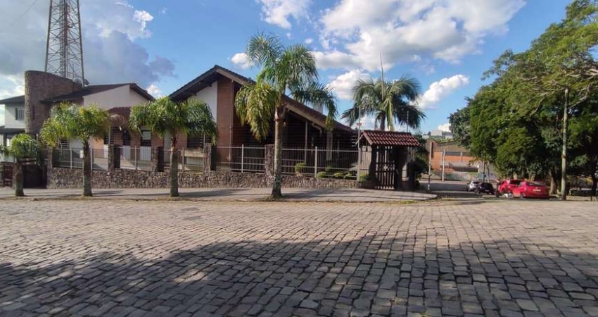 Casa com 3 quartos à venda no Petrópolis, Caxias do Sul 