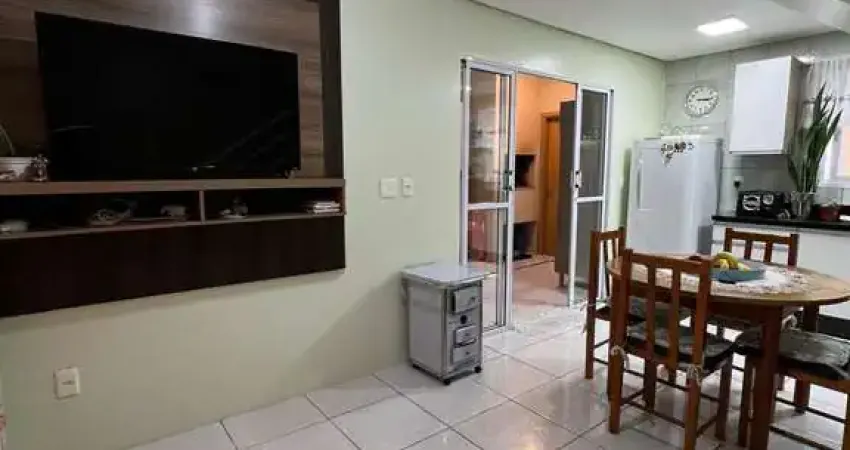 Casa com 3 quartos à venda na Vila Verde, Caxias do Sul 