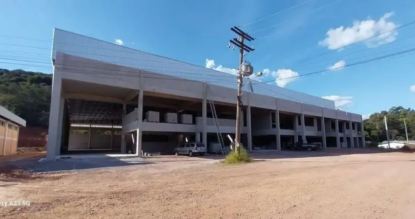 Pavilhão / Depósito Jardim das Hortências Caxias do Sul