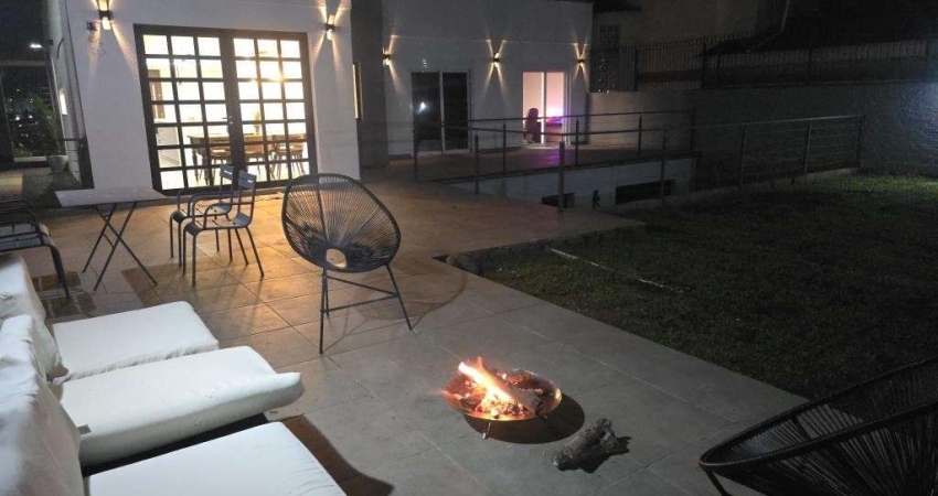 Casa com 4 quartos à venda na Colina Sorriso, Caxias do Sul 