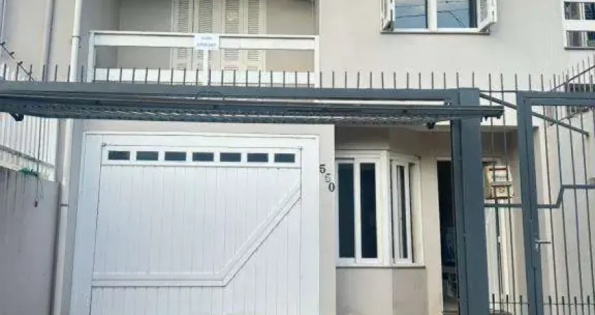 Casa com 3 quartos para alugar na Colina Sorriso, Caxias do Sul
