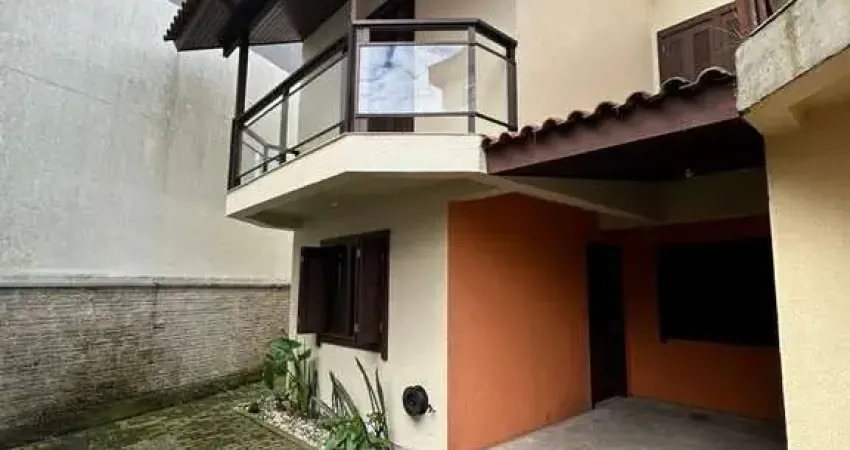 Casa com 2 quartos à venda no Desvio Rizzo, Caxias do Sul 