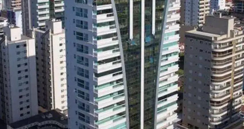 Apartamento com 5 quartos à venda na Rua 137, Meia Praia, Itapema