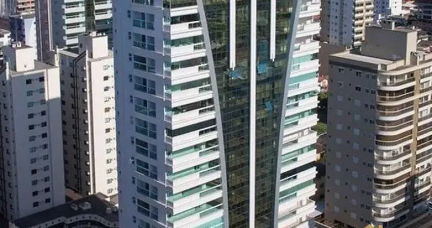 Apartamento com 4 quartos à venda na Rua 137, Meia Praia, Itapema