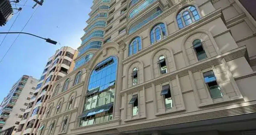 Apartamento com 4 quartos à venda na Rua 137, Meia Praia, Itapema