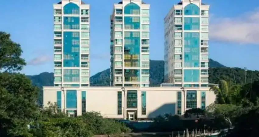 M237 - Edifício Le Tre Torri apartamento em Itapema
