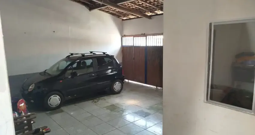 E - Vendo casa no Maiobão