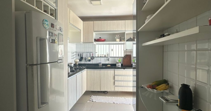 J - Alugo Casa em condomínio fechado no turu