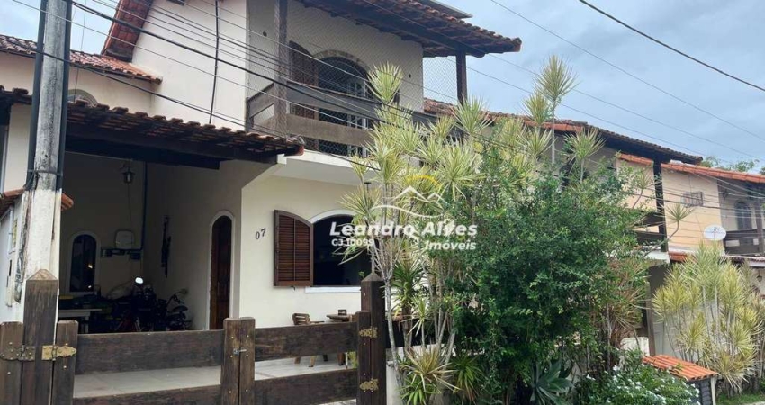 Casa com 3 dormitórios à venda, 168 m² por R$ 750.000,00 - Centro - Maricá/RJ