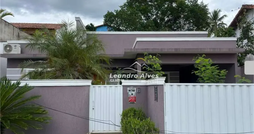 Casa com 3 dormitórios à venda, 110 m² por R$ 600.000,00 - Condado de Maricá - Maricá/RJ