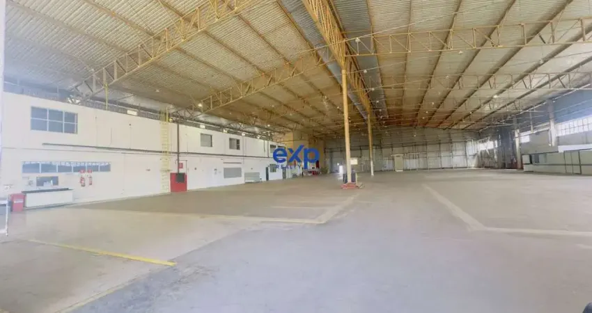 Oportunidade Rara: Galpão Industrial de 3.837,77m² no PoloPlast