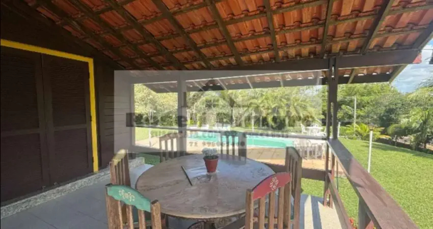 Casa de luxo para venda ou locação em lauro de freitas-ba, bairro portão: 4 quartos, 2 suítes, 3 banheiros, 8 vagas de garagem, 230m².