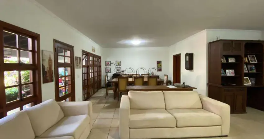 Casa à venda com 3 suítes no Jardim Paraíso, Campinas.