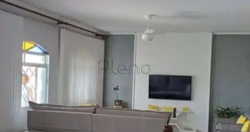 Sobrado à venda com 3 quartos no Jardim Carlos Lourenço, em Campinas