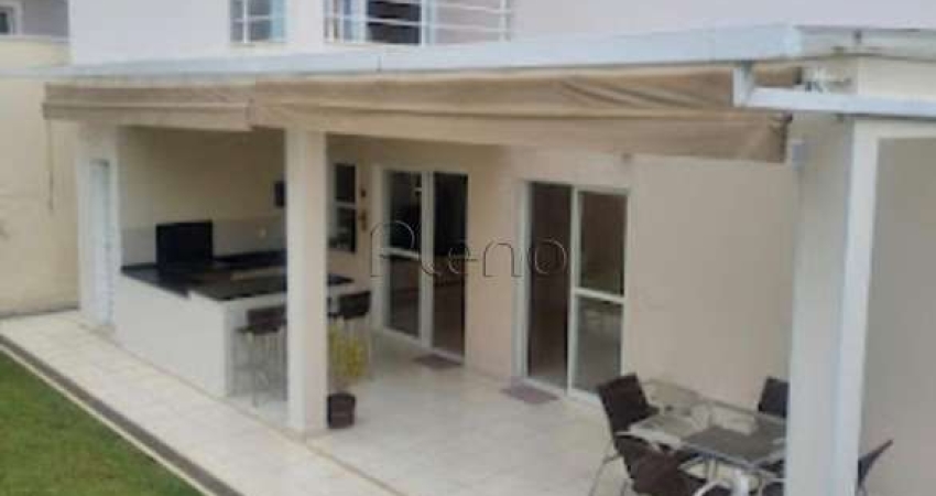 Casa à venda com 3 quartos, no Condomínio Villagio Capriccio, bairro Rainha em Louveira, São Paulo.