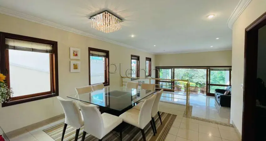 Sobrado à venda em Valinhos, Santa Cruz, com 3 quartos, com 333.89 m², Residencial Terras do Caribe