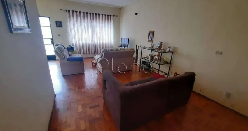 Casa à venda em Campinas, Jardim Guanabara, com 3 quartos, com 135 m²