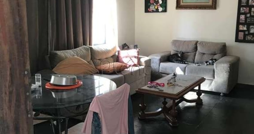 Casa à venda em Campinas, Vila Estanislau, com 3 quartos, com 103 m²