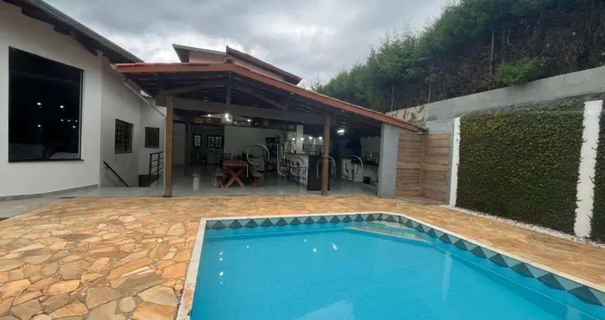 Sobrado à venda em Vinhedo, Vista Alegre, com 4 quartos, com 450 m²