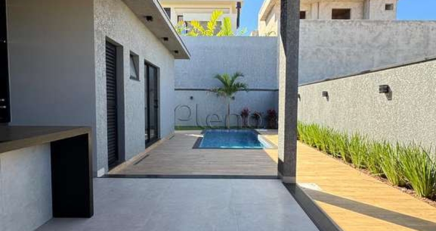 Casa à venda em Campinas, Loteamento Residencial Arborais, com 3 suítes, com 214 m²