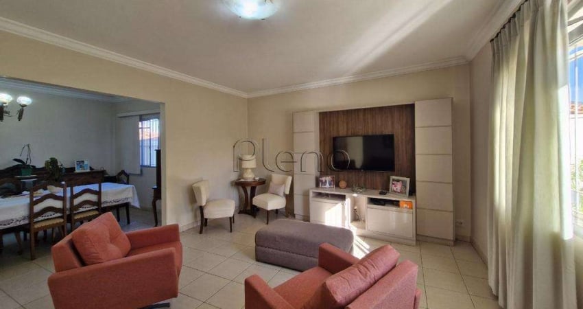 Casa à venda em Campinas, Jardim Madalena, com 3 quartos, com 220 m²