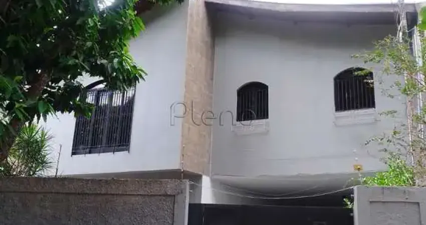 Sobrado à venda em Campinas, Chácara da Barra, com 5 quartos, com 230.66 m²