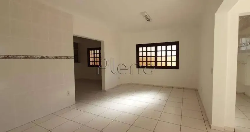 Sobrado à venda e para alugar em Vinhedo, Pinheirinho, com 3 suítes, com 170 m²