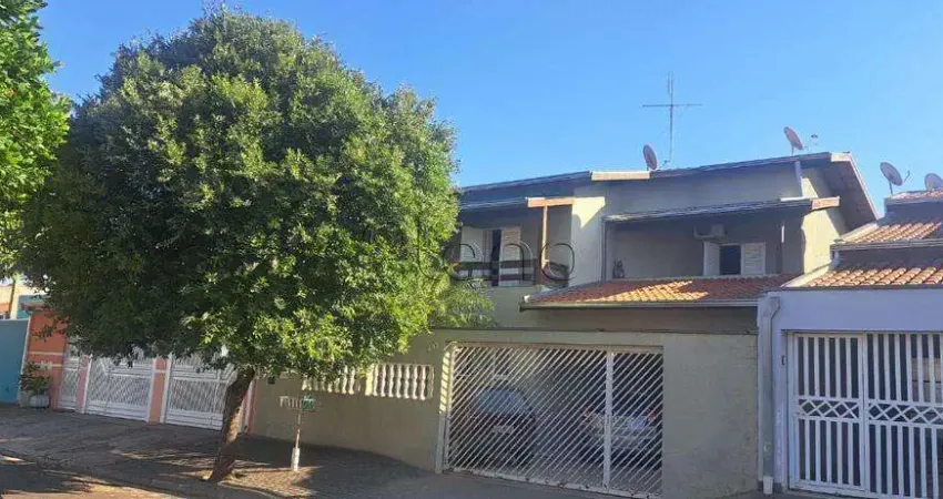 Sobrado para alugar em Paulínia, João Aranha, com 3 quartos, com 225 m²